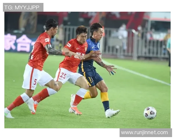 广州足球队技术解析：从战术布局到球员配合的全面剖析