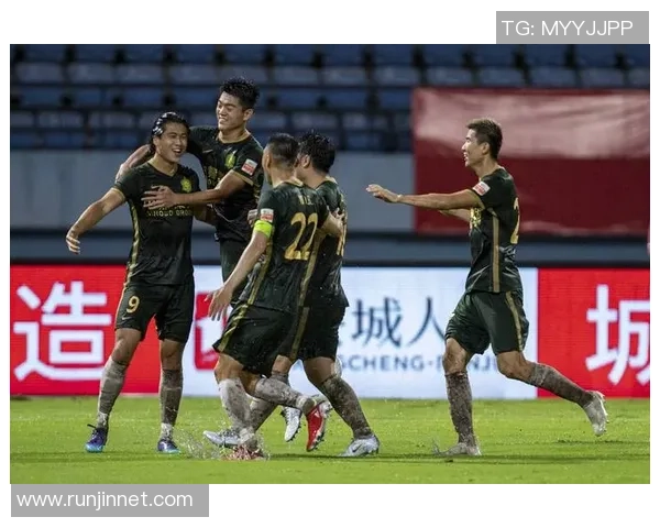 成都足球队与西安足球队赛后分析实力对比及未来展望